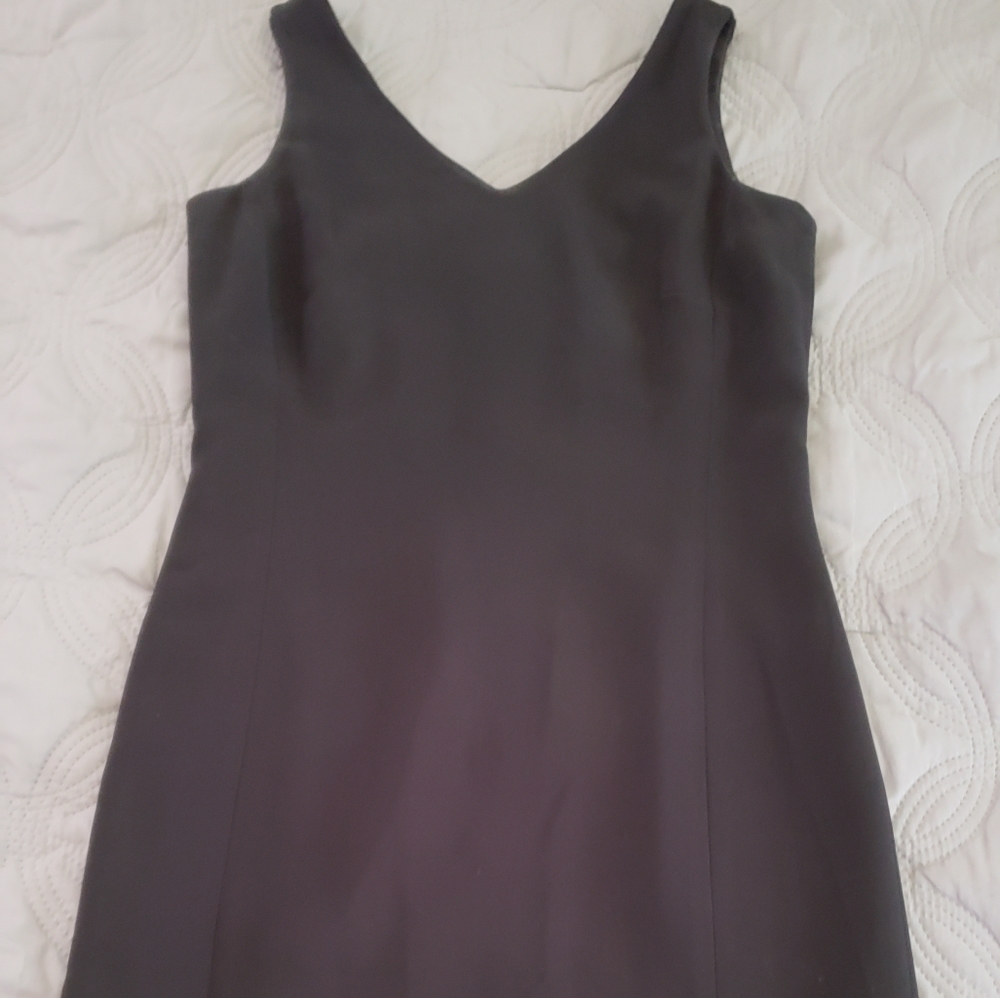 Black Sleeveless Dress